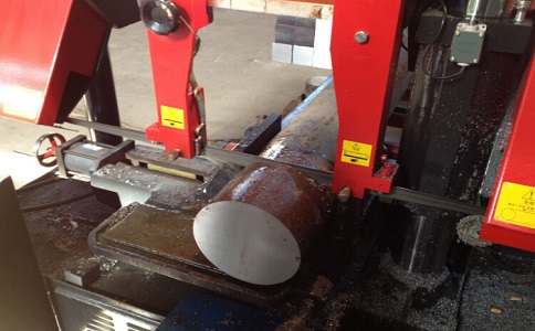 盐亭卧式带锯床加工时出现明显振荡如何排查？